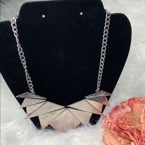 Silver Geometric necklace